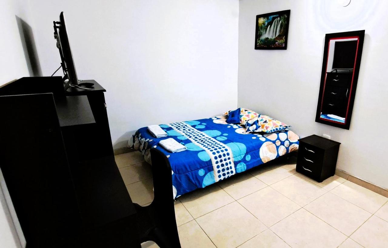 Tu Hogar Lejos De Casa. Homestay *