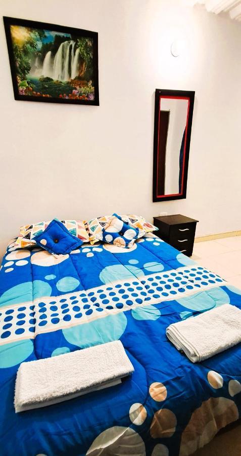 Tu Hogar Lejos De Casa. *